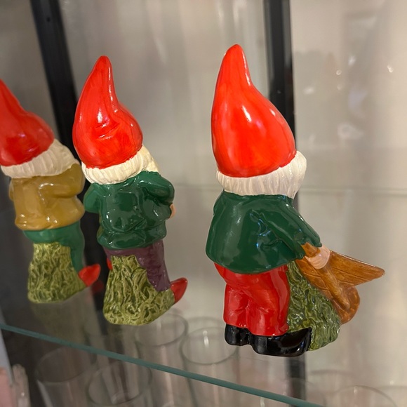 6.5” happy little gnomes - Picture 4 of 7